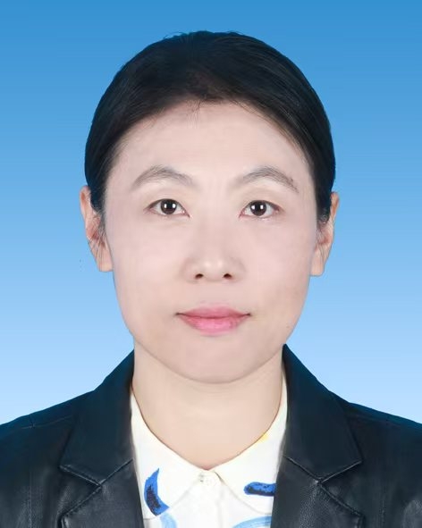 万旭东